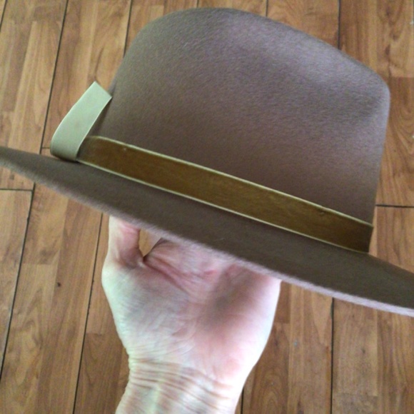 SALE!  Wyeth velvet wool rancher